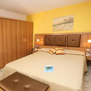 Fiesta Garden Hotel
